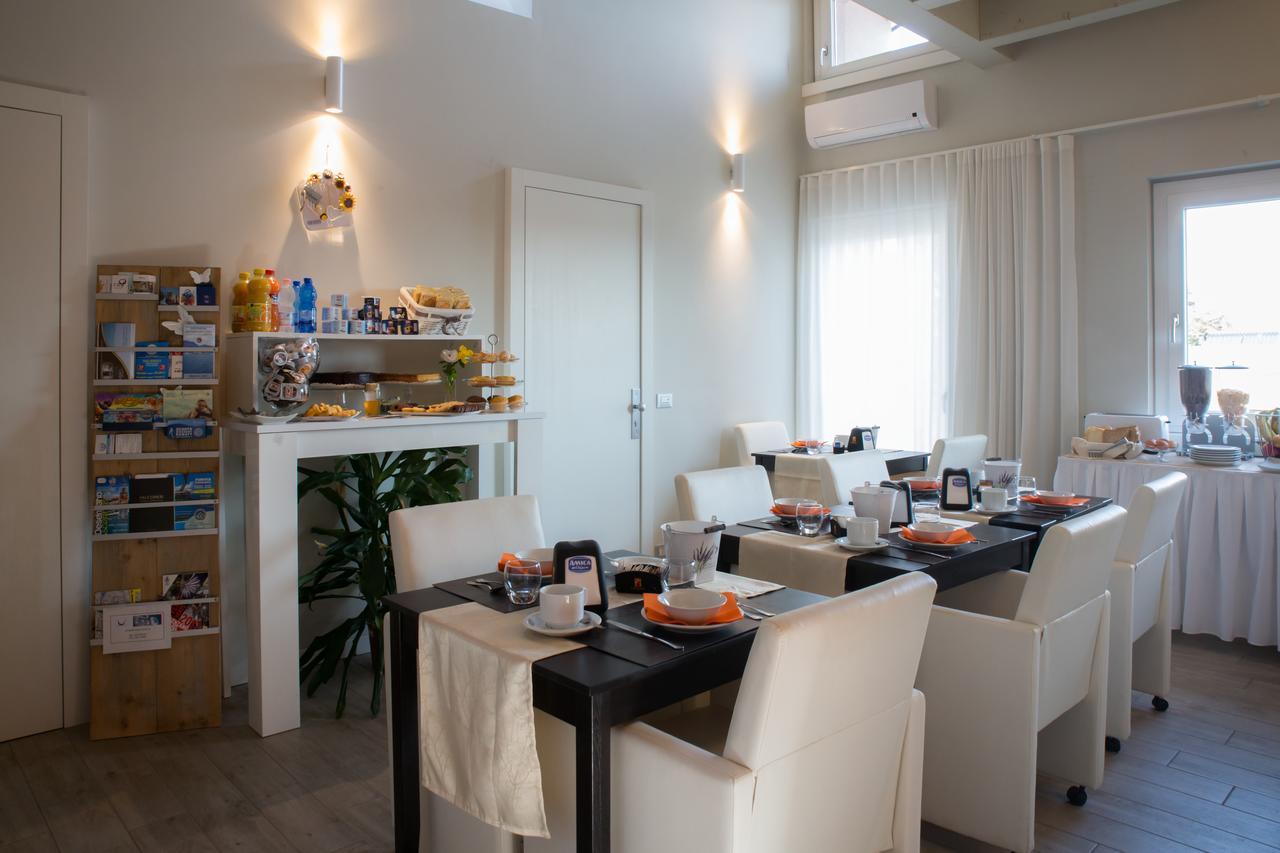 B&B Gardacharme Desenzano del Garda Eksteriør billede