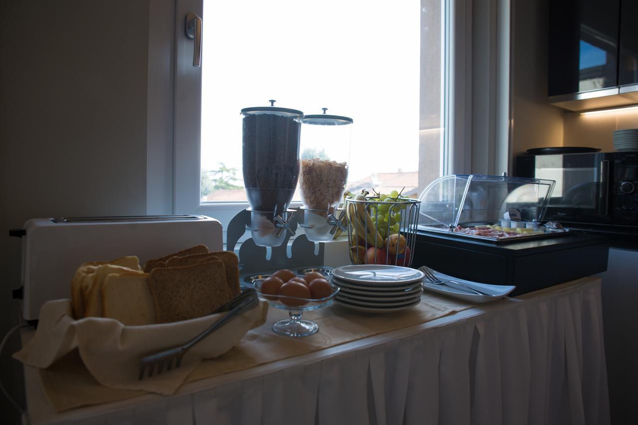 B&B Gardacharme Desenzano del Garda Eksteriør billede