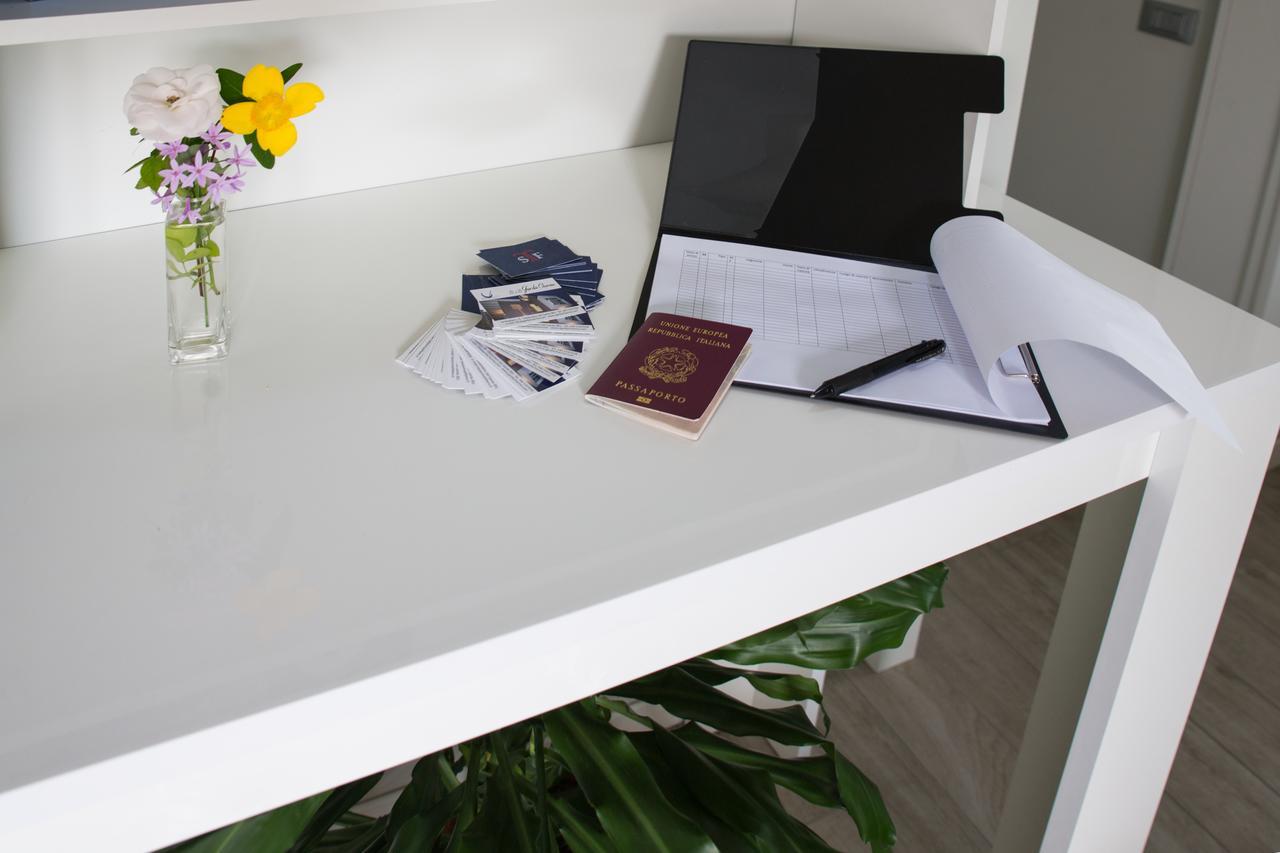 B&B Gardacharme Desenzano del Garda Eksteriør billede